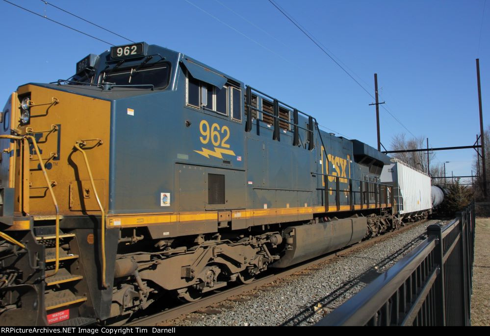 CSX 962 dpu on Q404